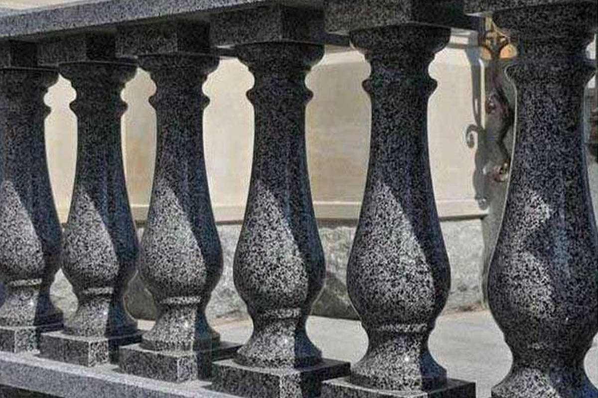 балясины из гранита